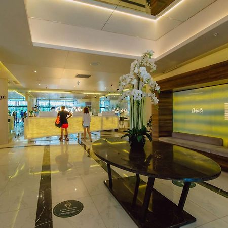 Orbi City Black Sea View Aparthotel Batumi Exterior foto