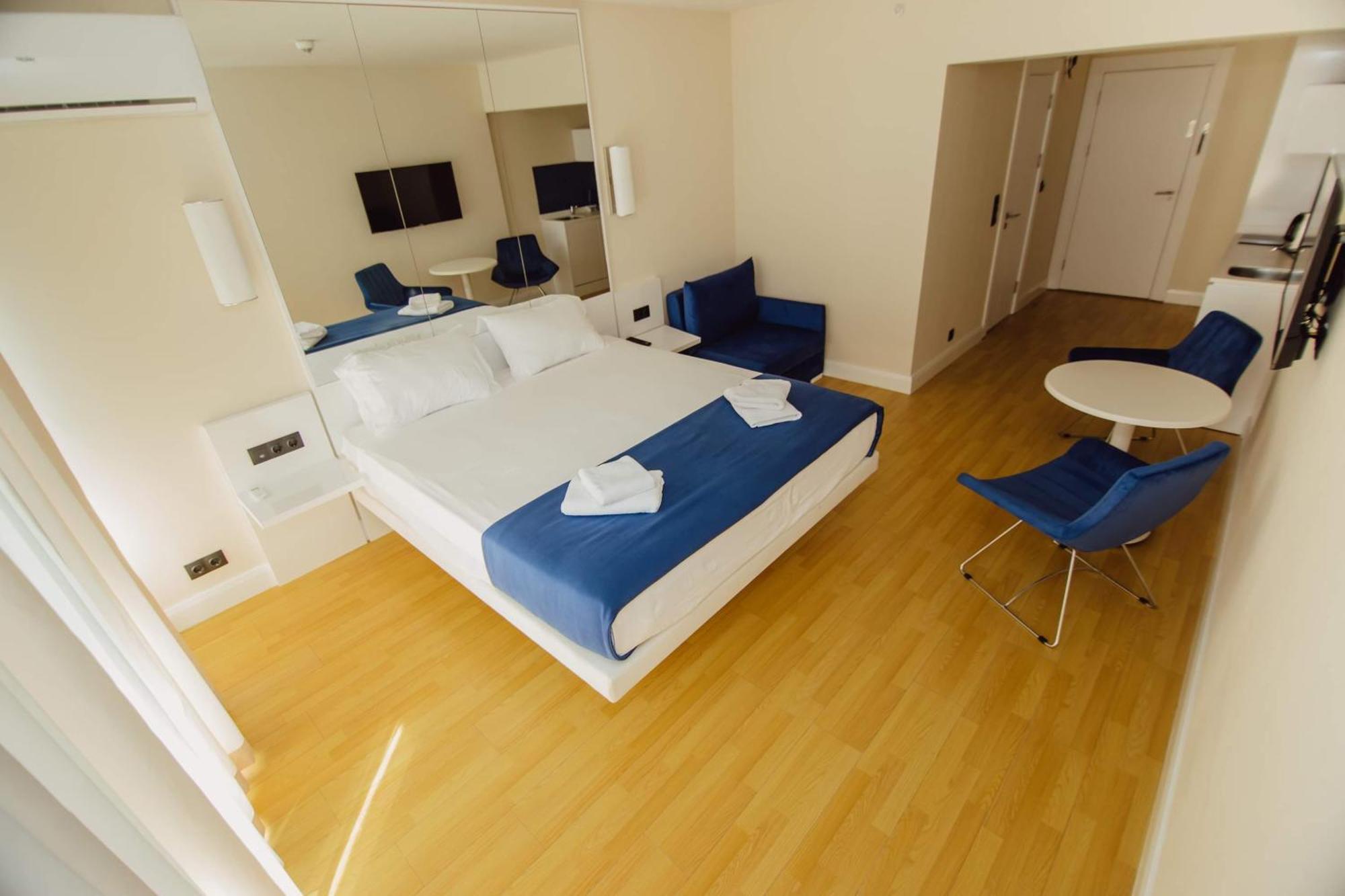 Orbi City Black Sea View Aparthotel Batumi Exterior foto